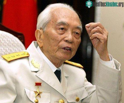 Những hình ảnh quý về Đại tướng Võ Nguyên Giáp ảnh 7