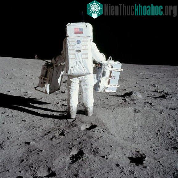 NASA công bố 8.400 bức ảnh về quá trình khám phá Mặt Trăng ảnh 8