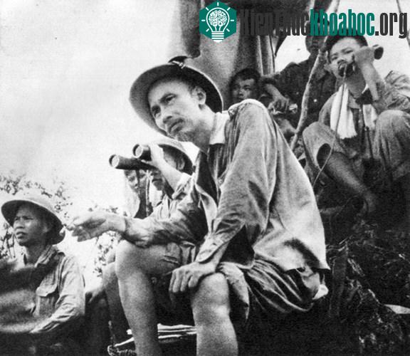 Xúc động hình ảnh giản dị và cao quý của Bác Hồ- ảnh 9