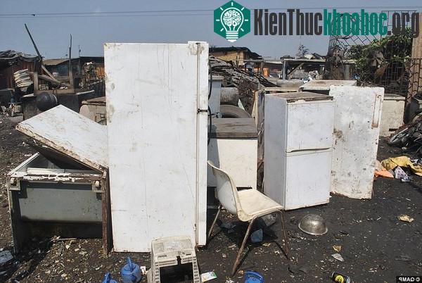 "Nghĩa địa" rác thải điện tử của phương Tây tại châu Phi