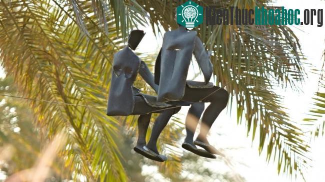 "Nhà vua và hoàng hậu" (Các tiểu vương quốc Ả Rập thống nhất)