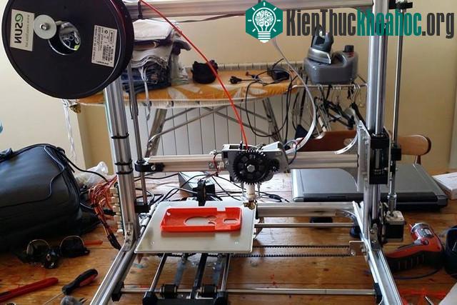 MyProGeneration là chiếc máy thông minh và gây ấn tượng với sự đơn giản nhưng hiệu quả của mình.