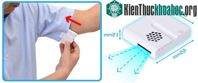 Máy sẽ thổi một luồng gió lạnh và thanh mát vào phần dưới cánh tay của bạn