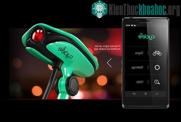 Concept Cyclee: máy chiếu trạng thái đang chạy trên đường của xe đạp