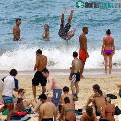 Trong khi đó tại Sydney, Australia, nhiệt độ lên đến 45,8 độ C, nhiệt độ cao nhất ghi nhận được trong vòng 150 qua. Nhiệt độ kỷ lục ghi được trước đó là 45,3 độ C vào tháng 1/1939. (Ảnh: AP)