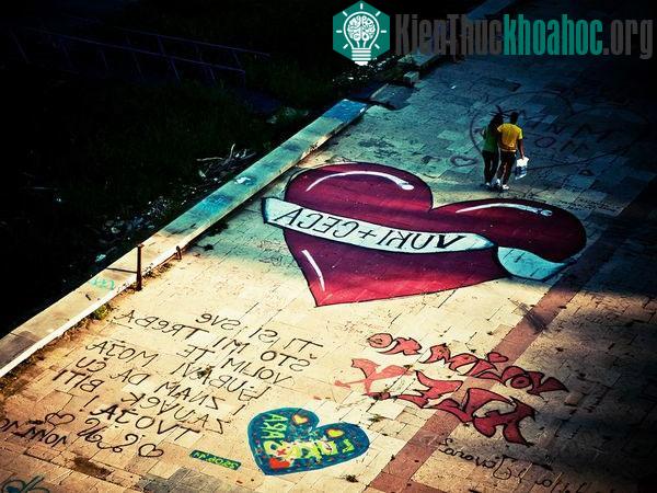 Những cặp tình nhân đi dạo trên bờ sông Belgrade, Serbia - (Ảnh: David Konecny)