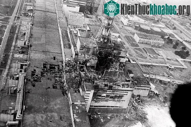 Đã qua 30 năm, giờ đây Chernobyl vẫn là một vùng đất hoang vắng, quạnh quẽ không ai dám tới gần.