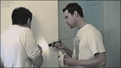 Ảnh GIF: Những trò đùa bá đạo trên từng hạt gạo ảnh 4