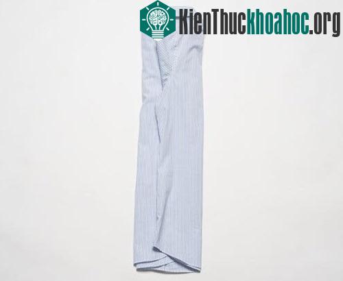 Mẹo gấp quần áo complet cất vali không bị nhăn- ảnh 17