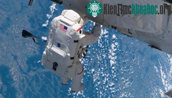 Nhìn lại trạm vũ trụ ISS sau 15 năm hoạt động
