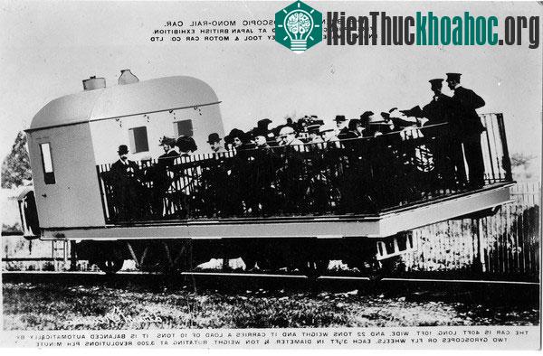 Được áp dụng hệ thống cân bằng khí nén, tàu của Brennan gần như không thể bị đổ