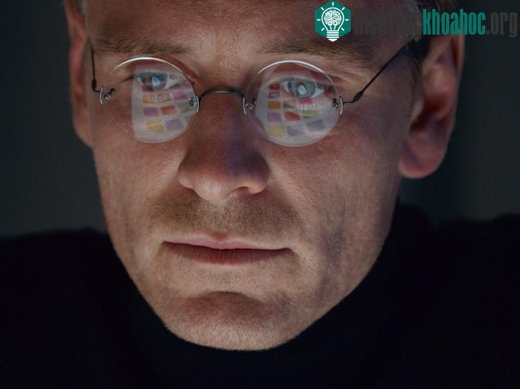 Triết lý làm việc của Steve Jobs là tập trung và sự đơn giản.
