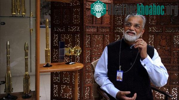 Giáo sư Koppillil Radhakrishnan