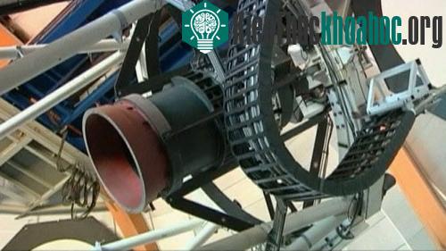 Camera chụp năng lượng tối tại Đài quan sát thiên văn Cerro Tololo - (Ảnh: Reuters)