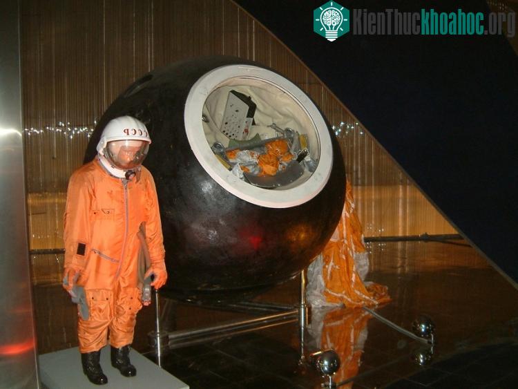 Khoang tàu vũ trụ trị giá hơn 2 triệu USD (Ảnh: Flickr)