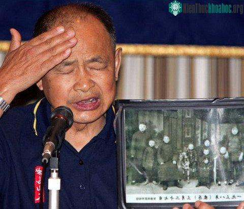 Một trong những nạn nhân còn sống sót dưới bàn tay của Đơn vị 731 đang kể lại những trải nghiệm hãi hùng của mình.