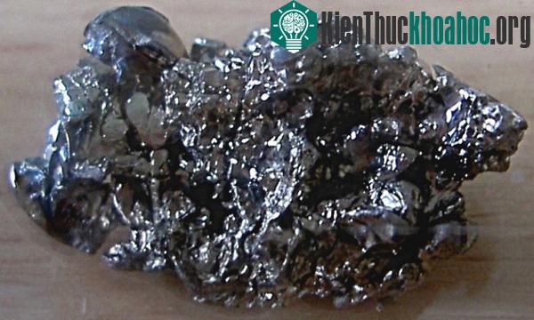 Những câu chuyện thú vị xoay quanh các nguyên tố hóa học