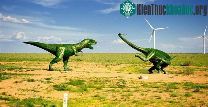 Vào kỷ Phấn trắng (khoảng 70 triệu năm trước), Erenhot là khu vực tập trung sinh sống của nhiều loài khủng long
