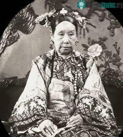 Chân dung Từ Hy Thái hậu
