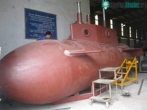 Tàu ngầm của người nông dân Thái Bình làm cả thế giới bất ngờ.