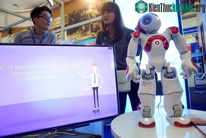 Một sản phẩm thu hút sự chú ý của nhiều người trong Techmart 2015. (Ảnh: Giang Huy).