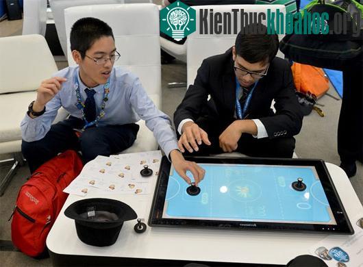 Hội thi Khoa học và Kỹ thuật Quốc tế Intel 2014: Việt Nam có 2 giải tư