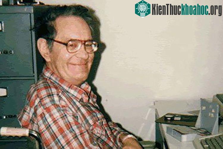 Henry Gustav Molaison hay còn gọi là "HM" được coi như bệnh nhân quan trọng nhất trong lịch sử thần kinh học. Trải qua ca phẫu thuật vào năm 1953 khiến trí nhớ bị hủy hoại, ông đã giúp co...