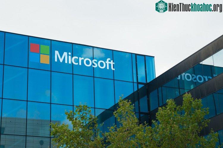 Một người từng đi phỏng vấn tại Microsoft đã tiết lộ câu hỏi phỏng vấn anh được yêu cầu trả lời khi ứng tuyển vào một vị trí tại công ty này. Theo câu chuyện của anh, xin vào Microsoft cũng khó nga...