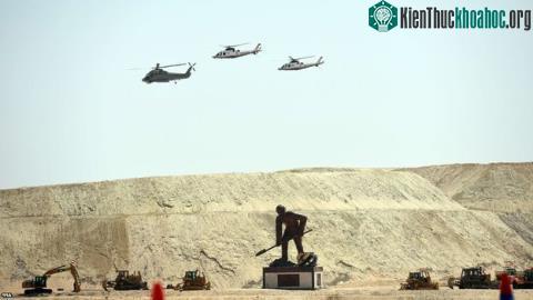 Ngắm kênh đào Suez mới của Ai Cập trong ngày khánh thành