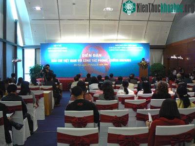 Để ngăn chặn HIV/AIDS hãy là những làn sóng… ảnh 1