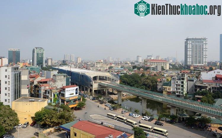 Tính đến tháng 2/2017, tuyến đường sắt trên cao Cát Linh - Hà Đông (tuyến đường sắt 2A) đã hoàn thành khoảng 90% tiến độ