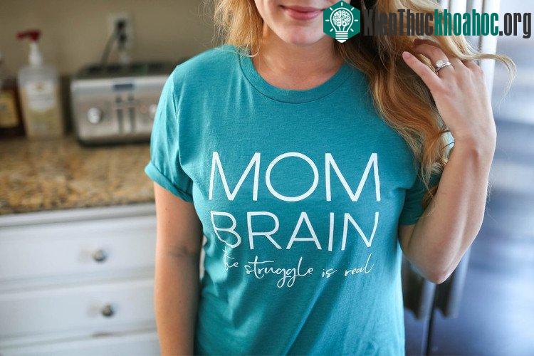 Hầu hết các bà mẹ đều bị giảm trí nhớ sau sinh. (Ảnh minh họa).