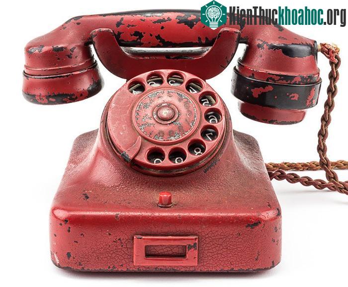 Điện thoại của Hitler được bán tới 5,5 tỷ.
