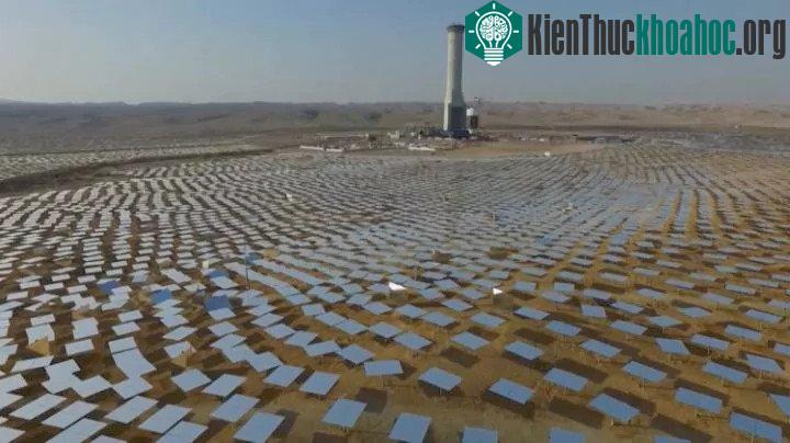 Nhà máy điện mặt trời