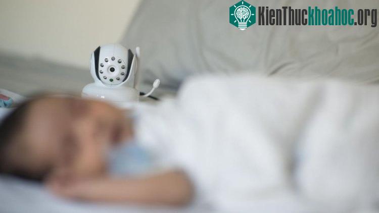 Thiết bị theo dõi trẻ em
