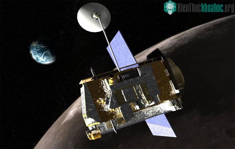Tàu Lunar Reconnaissance Orbiter (LRO) của NASA.