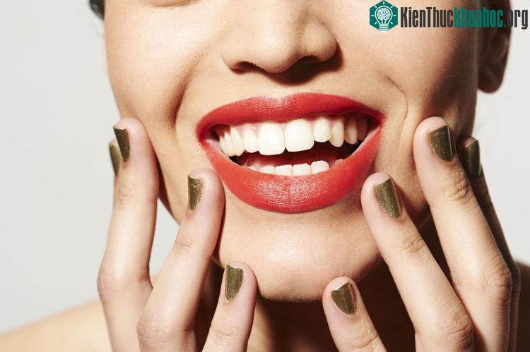 Vệ sinh răng miệng giúp ngăn ngừa các bệnh về răng và có thể giúp giảm nguy cơ mắc ung thư. (Ảnh: Getty Images).