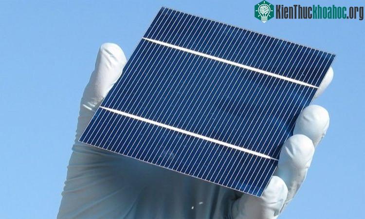 Pin Mặt Trời silicon có hiệu suất tối đa chỉ 33%.