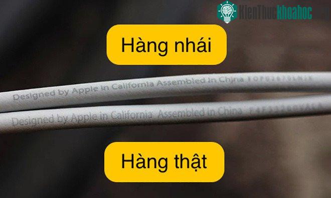 Cáp USB chuẩn của Apple được hãng thiết kế tại California (Mỹ) và lắp ráp ở Trung Quốc, Việt Nam