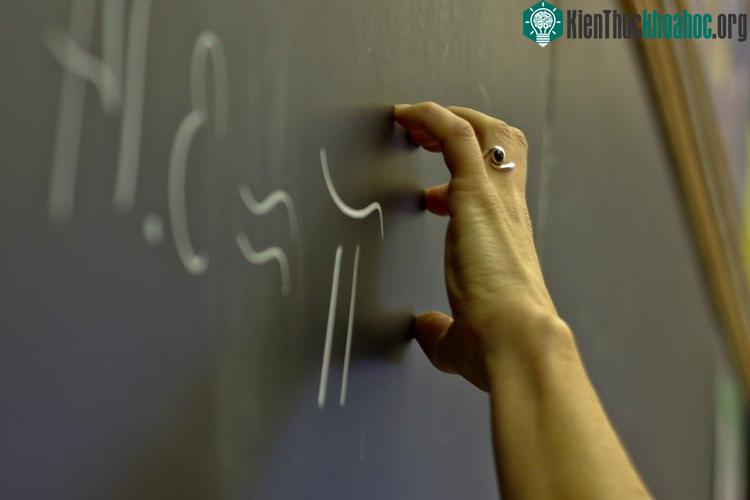 Ghima là một dạng cảm xúc, là nỗi sợ mới.
