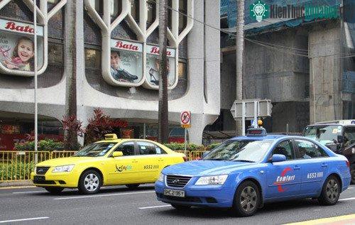 Theo các nhà khoa học, chỉ cần đổi màu xe, hàng năm có thể tiết kiệm được hàng triệu đô la. (Ảnh: Bloomberg).