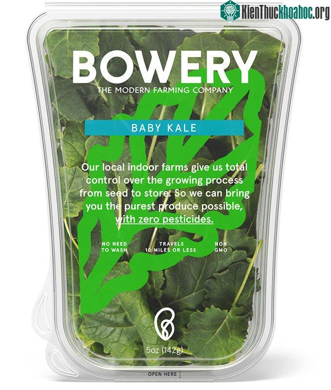 Một hộp rau của Bowery Farming.