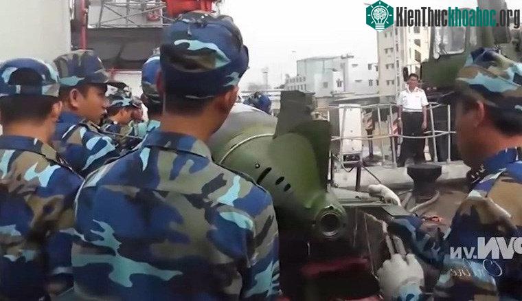 Hiện nay, Việt Nam được trang bị rất nhiều loại ngư lôi do Liên Xô/Nga sản xuất