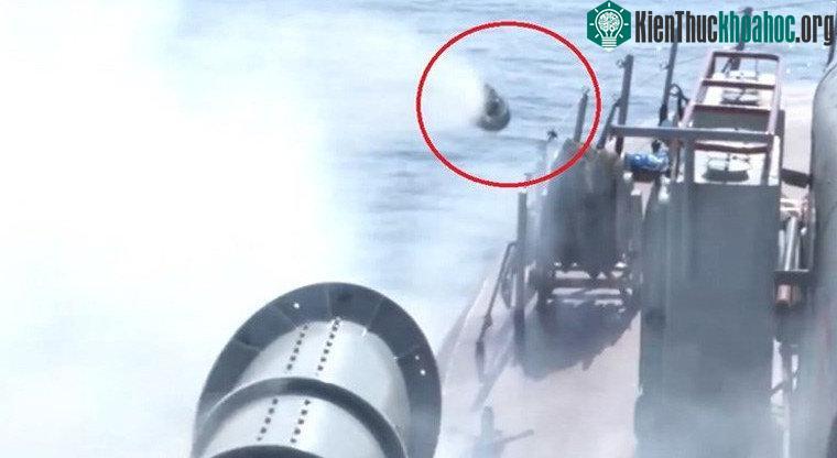 Hầu hết các loại ngư lôi có trong biên chế quân đội ta đều được trang bị đầu dẫn sonar riêng.