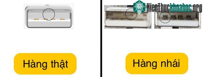 Phần cách điện ở cổng USB đồng nhất là hàng thật.