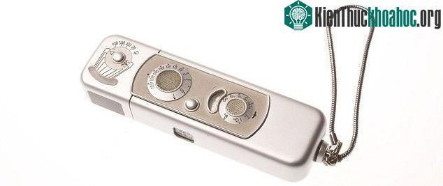 Máy ảnh siêu nhỏ Minox