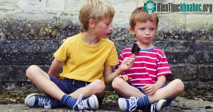 Xét về độ hào phóng thì chưa chắc người giàu đã bằng được người nghèo.