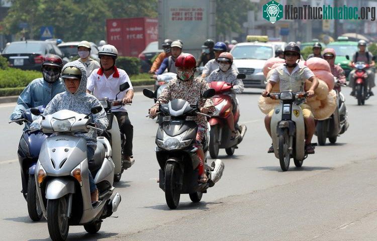 Hà Nội mây thay đổi, ngày nắng, chiều tối và đêm có mưa rào và dông vài nơi. (Ảnh minh họa).