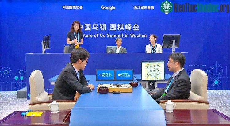 Ván đấu lịch sử giữa con người và trí tuệ nhân tạo tại Trung Quốc. (ảnh: DeepMind).