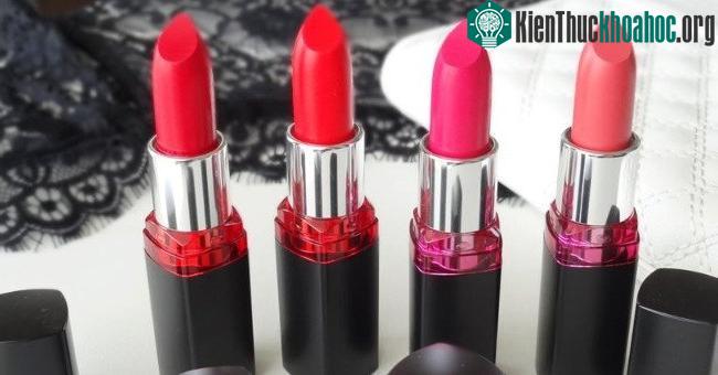 Không bao giờ mua son cũng như mỹ phẩm không rõ nguồn gốc, xuất xứ.